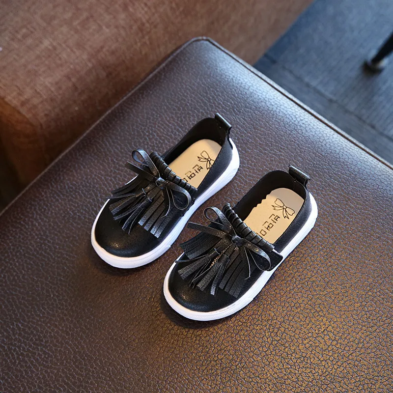 

Retail 2021 children's shoes soft leather kids shoes fashion girls cute tassel casual flat leather shoes size 21-30