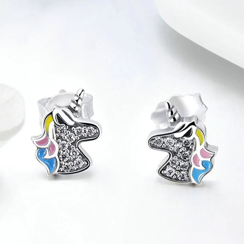 Модные женские серьги с милым единорогом классические посеребренные из сплава