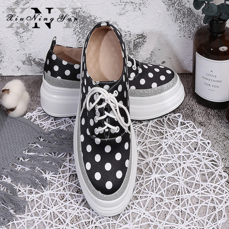 Женская обувь на плоской подошве сезон весна-осень Модные женские кроссовки из