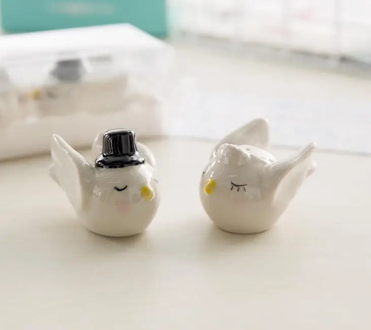 

200pcs= 100 Sets Party Bride Groom Angel Love Birds Salt And Pepper Wedding Greetings And Gits For Guest Wholesale