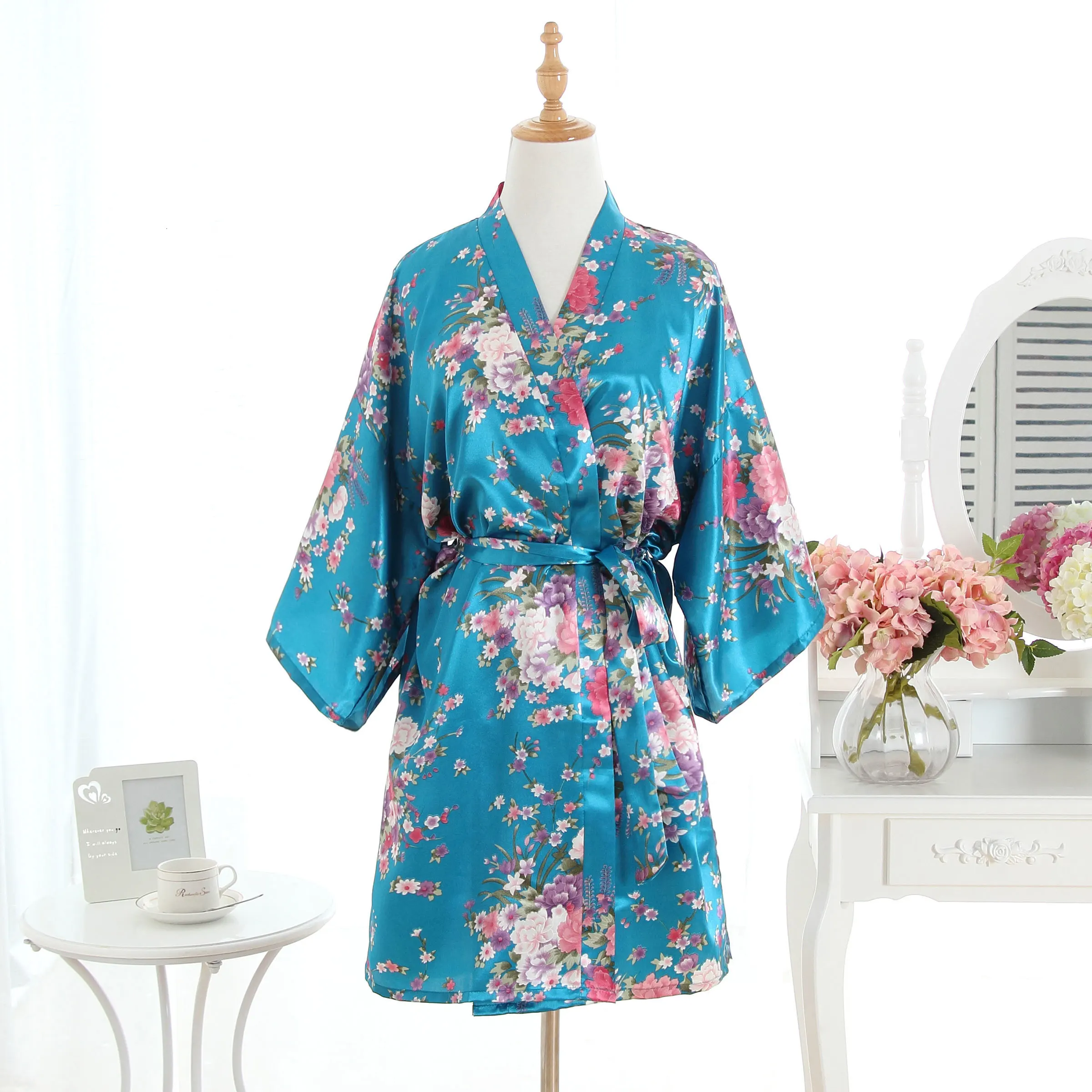 Кимоно BZEL Sakura, халат для женщин, шелковые халаты для невесты, короткие сексуальные женские халаты, халаты для невесты, халат для невесты, платье для невесты, халат для невесты