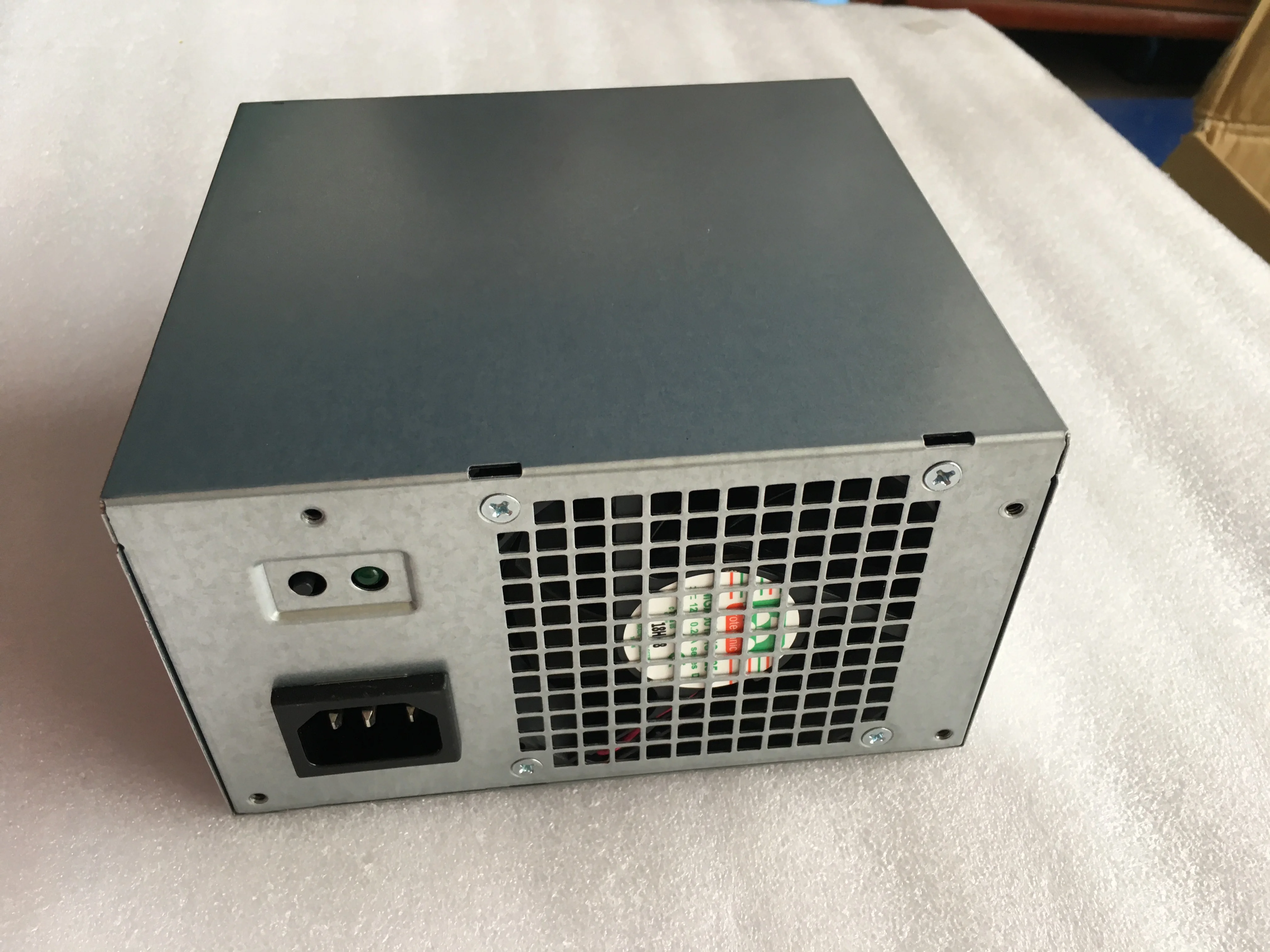 

For 3020MT 7020 9020 0HYV3H L290EM-01 290W 8+4 Power Supply Will Fully Test Before Shipping