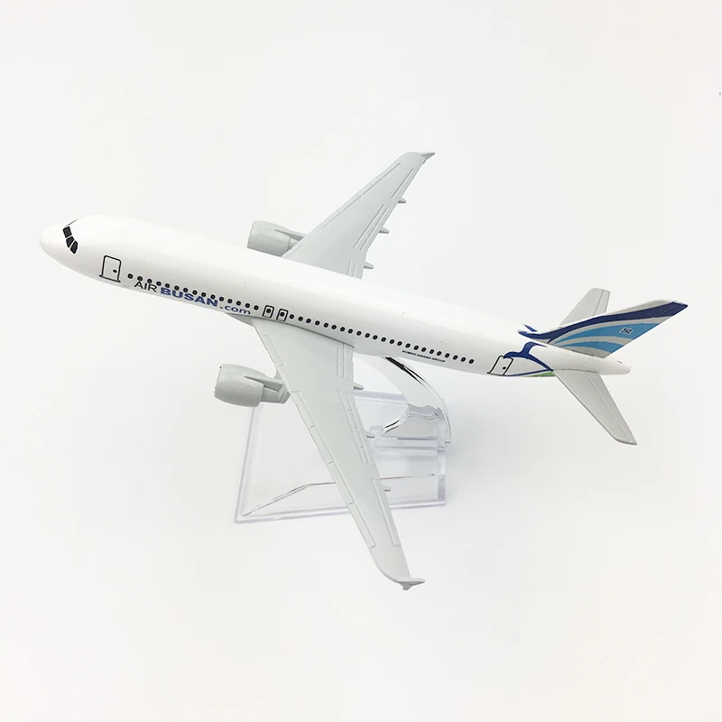 

Самолеты Airbus A320, металлические, 16 см, в масштабе 1:400