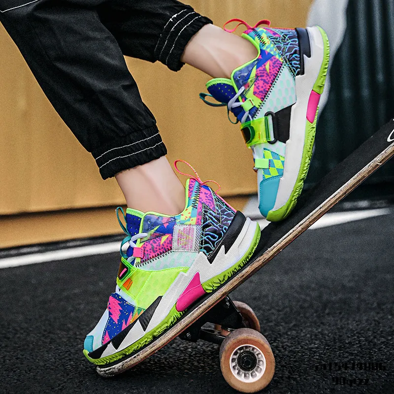 

New Fashion Designer Colorful Mens Running Shoes Printed High Top Cool Sports Shoes Men Platform Street Sneakers Comfort Unisex