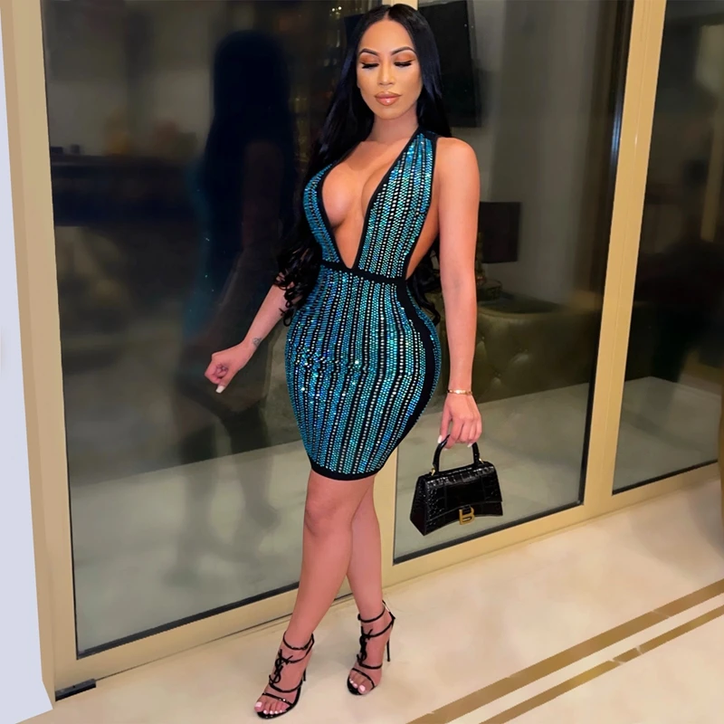 

Женское платье с V-образным вырезом, без рукавов