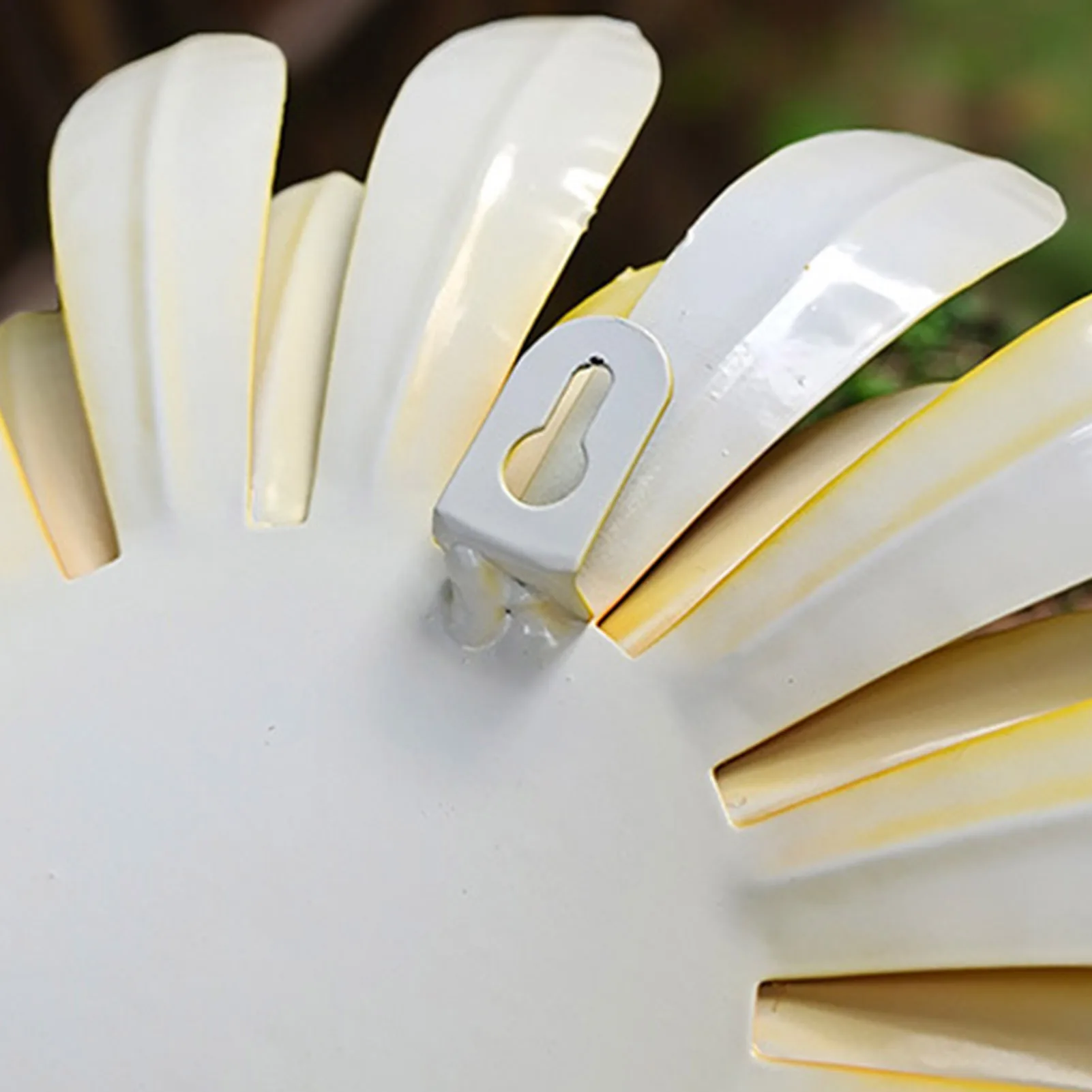 

Large Metal Flower Wall Art Decor Iron Sunflower Sculpture Decorations For Garden Home Door Hanging