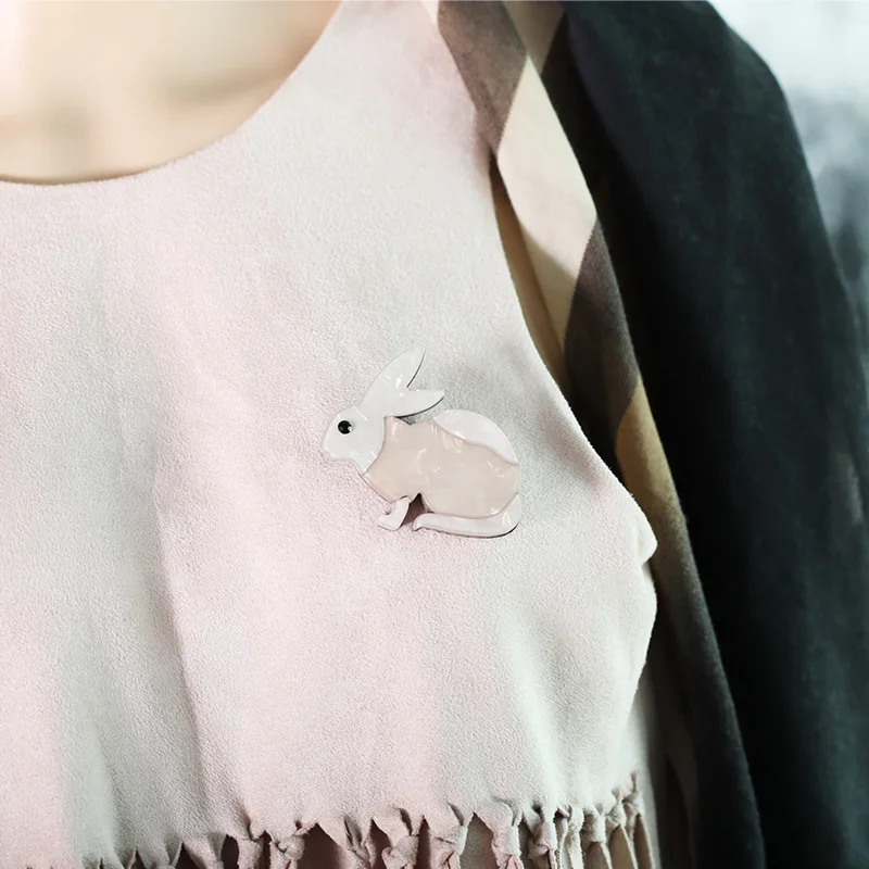 Детская/женская брошь в виде кролика Blucome белая акриловая из ацетатного волокна