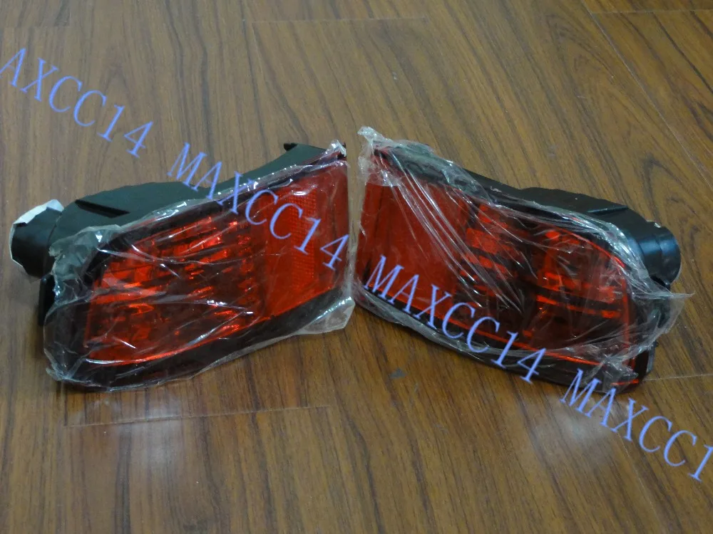 Светоотражатель для заднего бампера Красные линзы без лампочек TOYOTA LandCruiser Prado HILUX