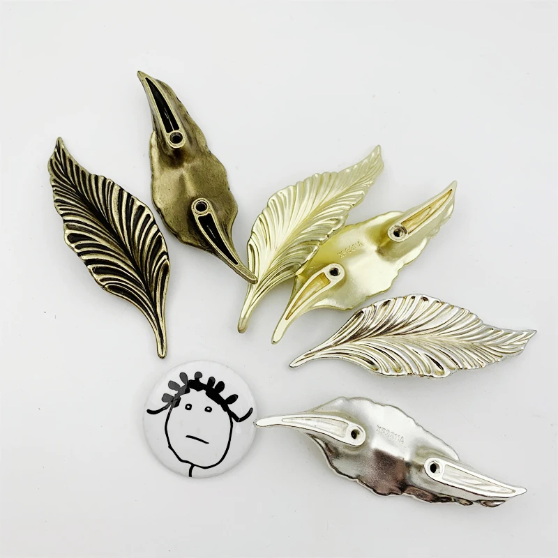 LCH в скандинавском стиле Серебряные античные латунные отверстия форме листа шаг