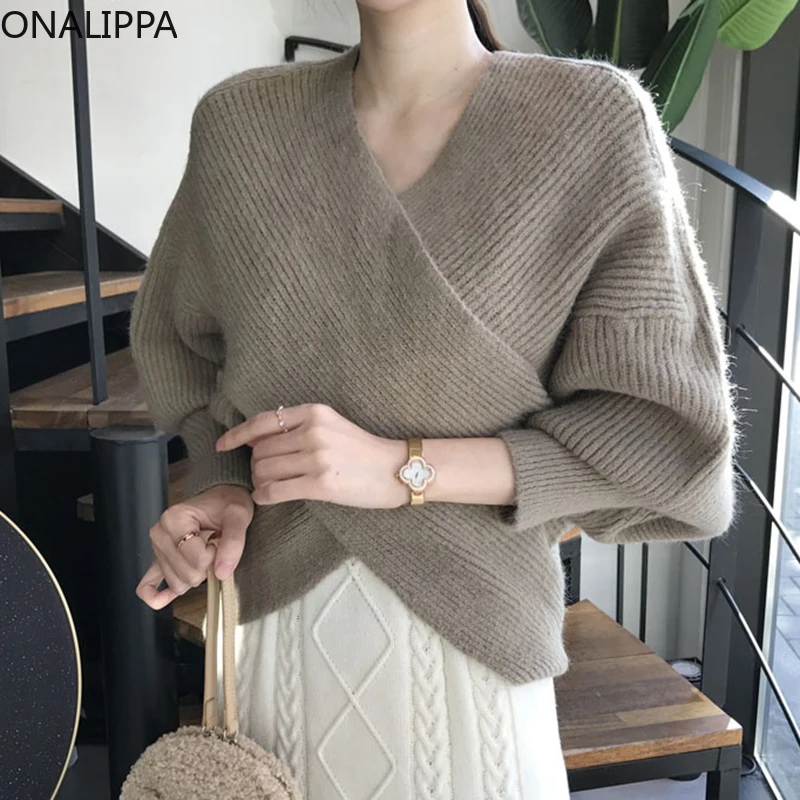

Однотонный свитер ONALIPPA с рукавом летучая мышь, осень 2021, корейский шикарный темпераментный тонкий вязаный пуловер с V-образным вырезом