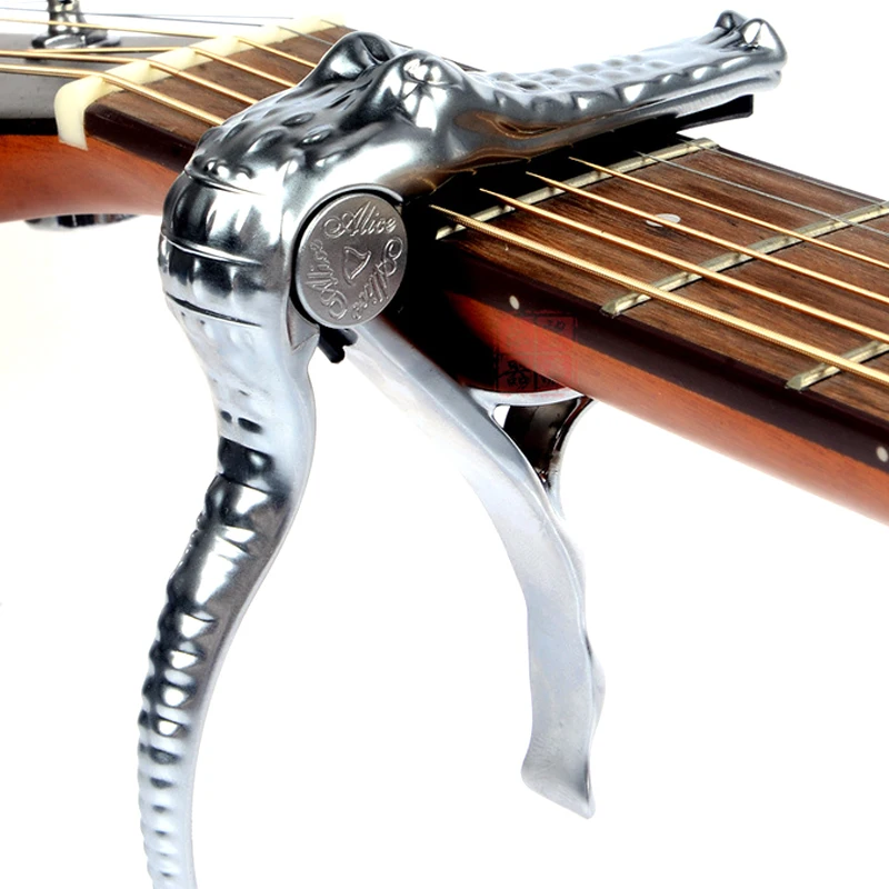 Алиса: безумие возвращается A007G Профессиональные Металлические крокодил гитары