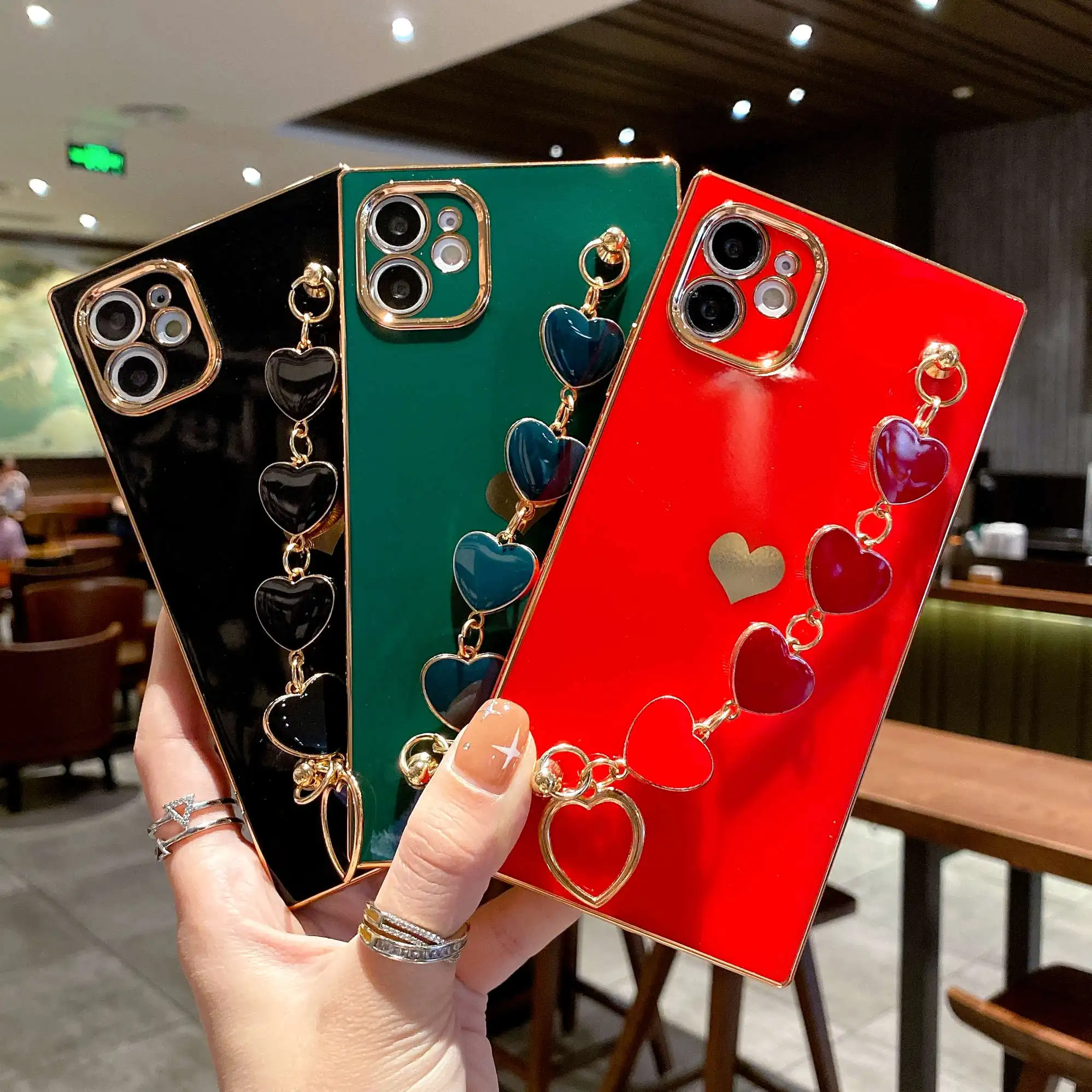 

Simple Fashion Heart Shape Pattern Matching Bracelet Design Phone Cover for Iphone 11 12 13 Pro Max 7 8p Xs Xr Woman Phone Cases