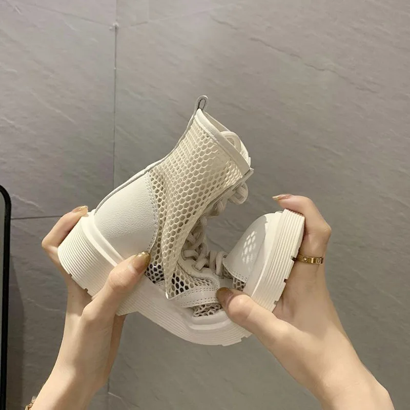 

British style Martin boots Female 2020 summer New Korea Fashion mesh Flat casual women's cool boots Ankle Boots Women Boots M117