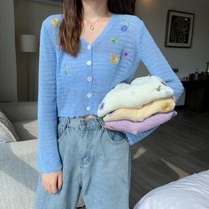 Женский трикотажный кардиган с вышивкой, повседневный тонкий кардиган с вышивкой маргаритки, укороченный Топ для женщин