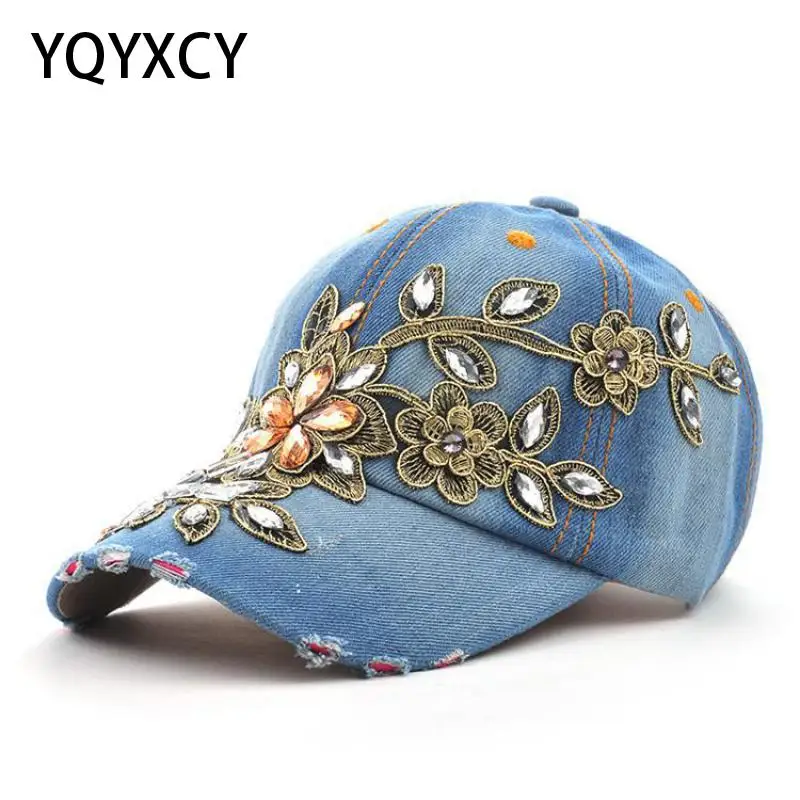Бейсболка женская джинсовая Кепка из денима с вышивкой в виде цветов алмазной