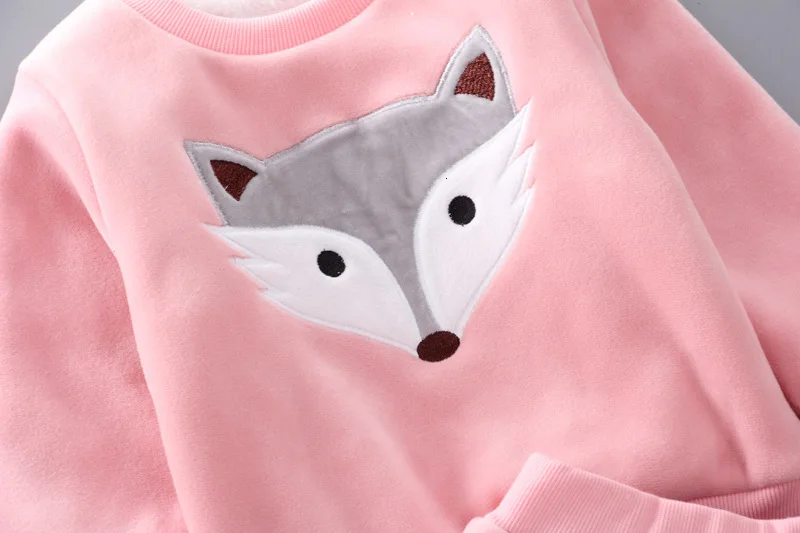 Комплект одежды с героями мультфильмов для маленьких мальчиков и девочек зимняя