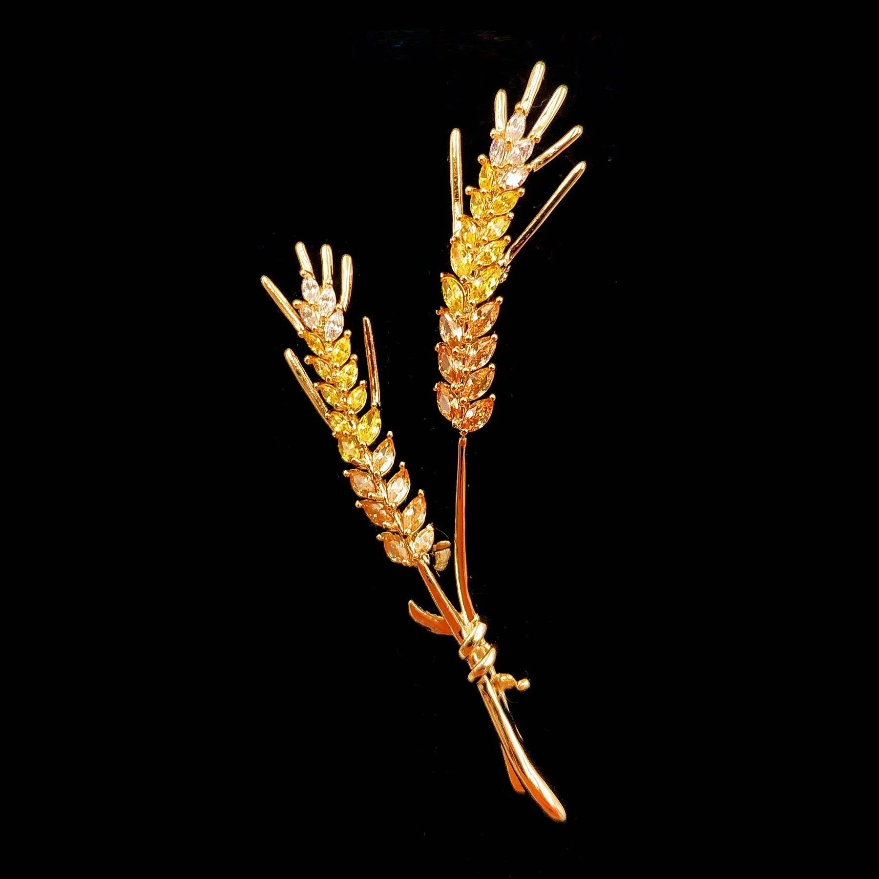 

Vintage Style Gold Tone Wheat Sheaf Brooches and Pins Harvest Party Accessory for Unisex Hats Caps Business Suit Bag Scarf Shawl