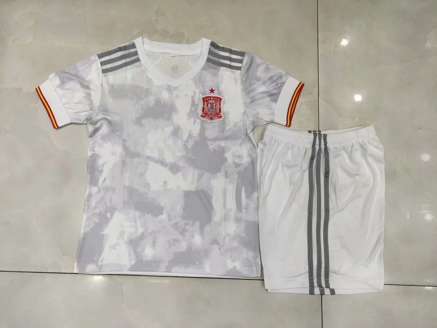 

Kids Kit 2020 2021 Spaines Home Baby Jerseys PIQUE A.INIESTA MORATA THIAGO RAMOS ISCO Diego Costa 20/21 Spain Child Shirts