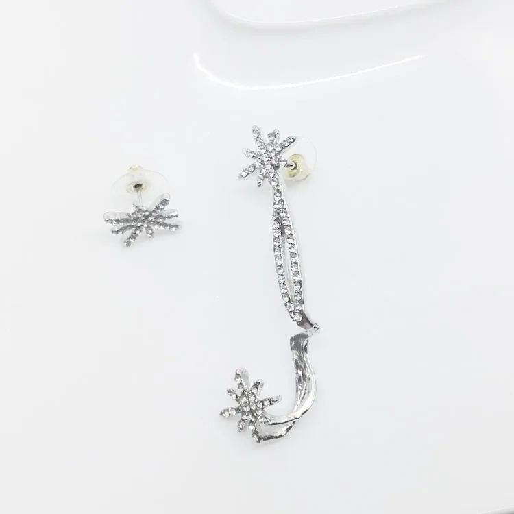 Серьги гвоздики Со стразы модные Асимметричные панк серьги для женщин серьга из