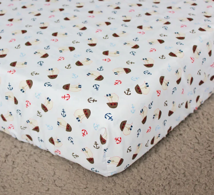 Кроватки постельного белья для мальчиков голубого и лазурного цвета Пираты