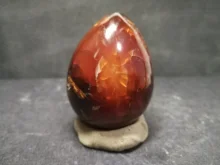 103.7gNatural color red agate egg polishing quartz crystal healing stone, furniture accessories