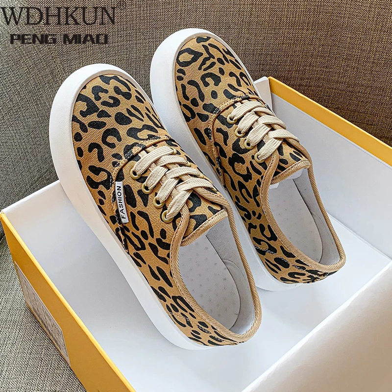 

Women Canvas Shoes Leopard Lace Up Lady Sneakers Platform Shoes Comfortable High Quality Thick Bottom Vulcanized Shoes Women