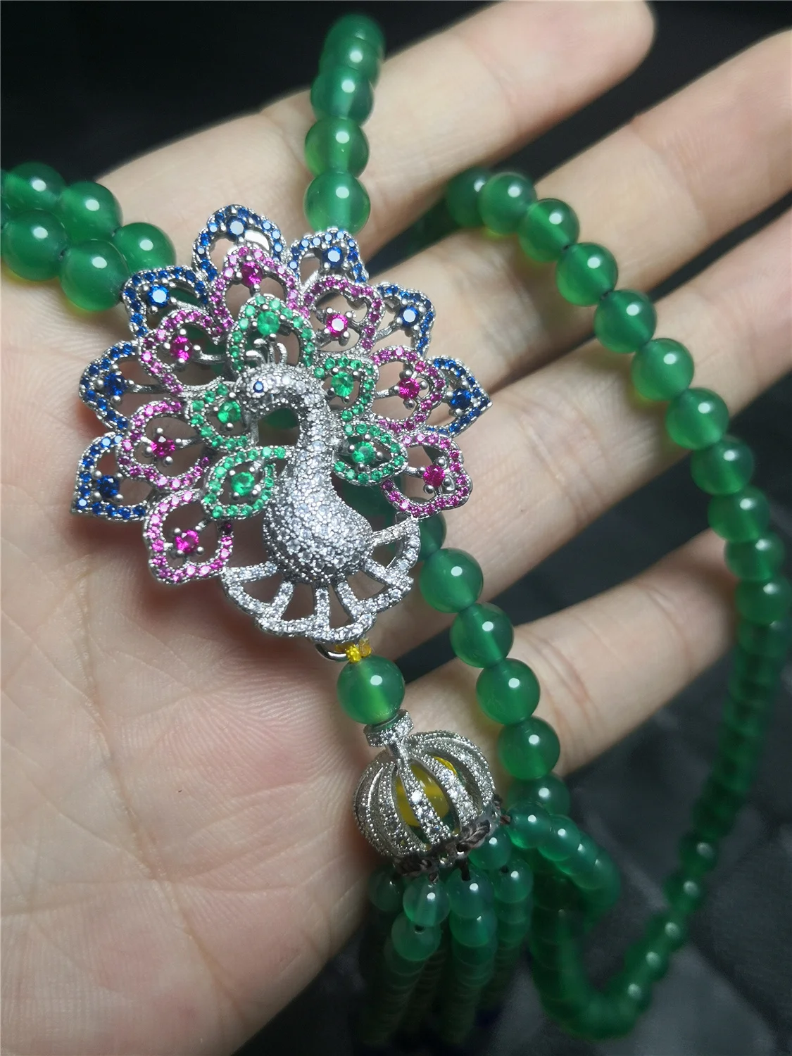 

Handmade Bead Chain Natural Green Chalcedony Cloisonne Peacock Long Sweater Chain Necklace