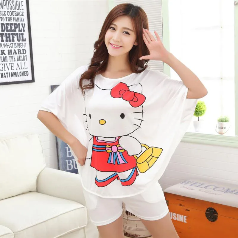 С капюшоном и с миньонами желтого цвета из мультфильма Pijama Для женщин 2019 летние