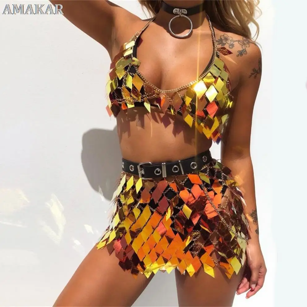 

Glisten Rhombic Sequins Two Piece Set Hollow Out Metal Chain Crop Tops Sexy Mini Skirt Summer Rave Festival Lady Outfits