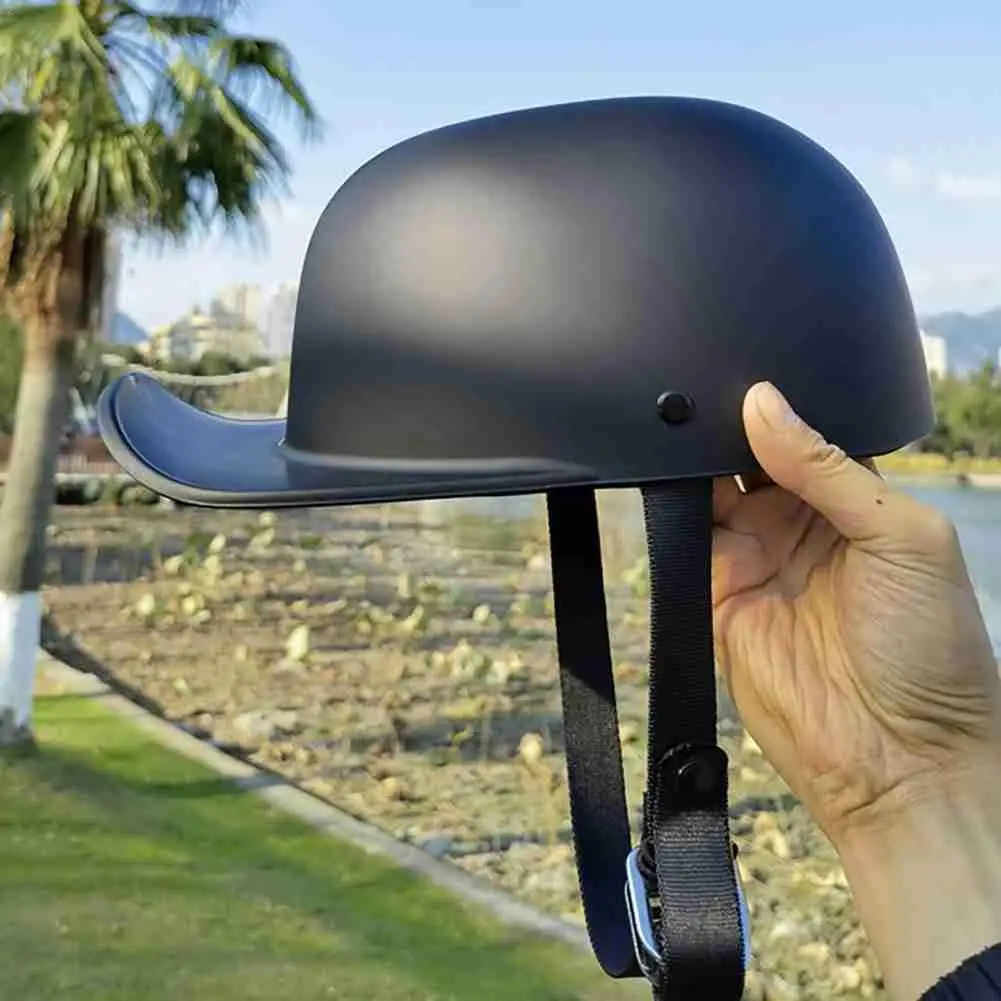 

Retro motorcycle helmet DS cocktail baseball cap duck helmet