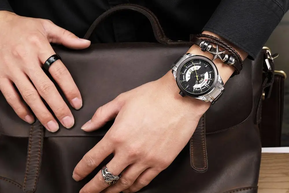 

CURREN Silver Business Mens Quartz Wristwatch Waterproof Stainless Steel Brand Calendar Large Dial Clock Montre Homme