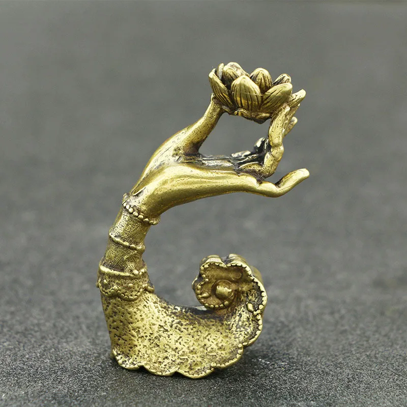 

Antique Copper Ruyi Buddha Hand Lotus Fragrance Base Incense Holder Censer Brass Crafts Desktop Ornaments Home Decorations Gift
