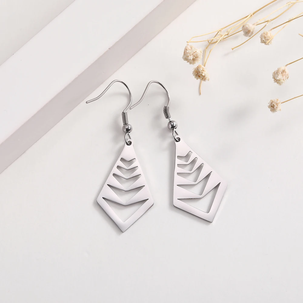 Серьги SKYRIM женские винтажные геометрические треугольные из нержавеющей стали