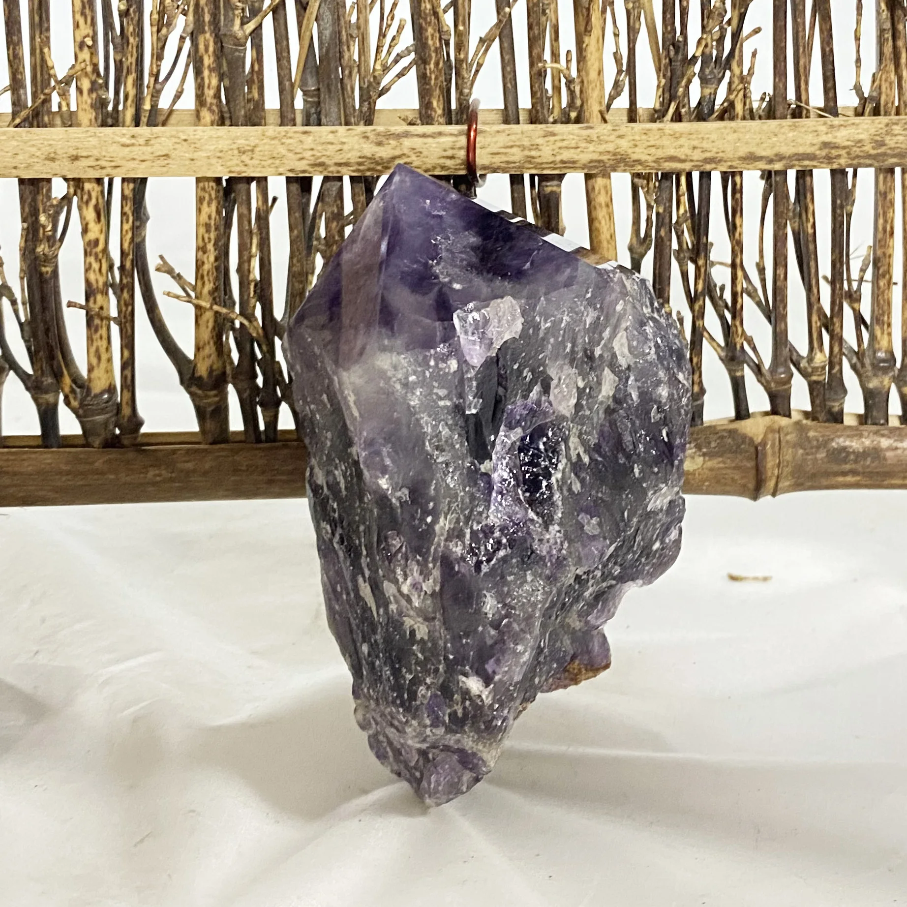 

Natural crystal amethyst healing home decoration study room decoration gifts good things energy use collection crafts natural