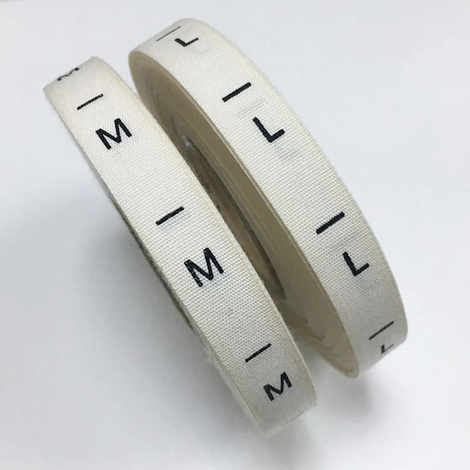 

1 Roll Handmade Label Cloth Beige Printing Polyester Roll Size Standard Hand Made Label For Knitted Printed Cotton Woven Sew Tag