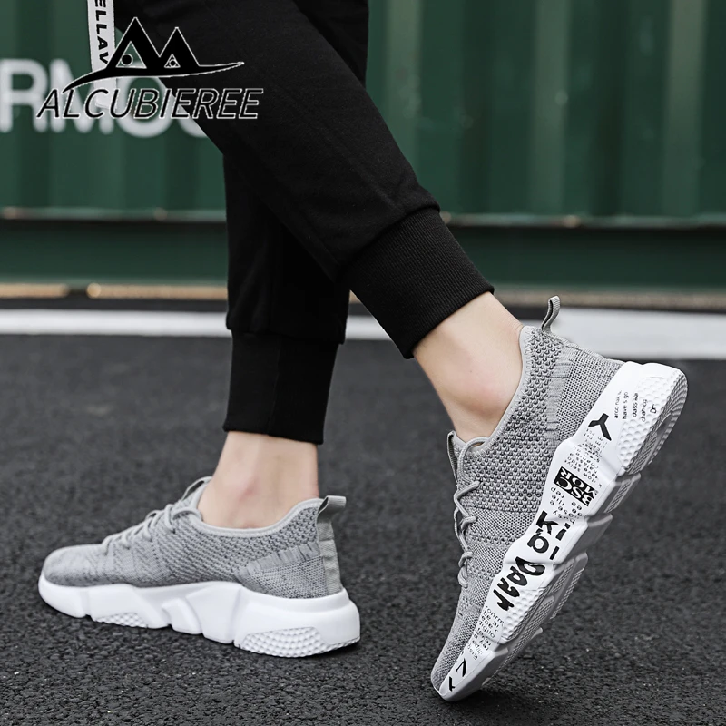 Модная мужская обувь Спортивная Дышащая повседневная легкая для мужчин на