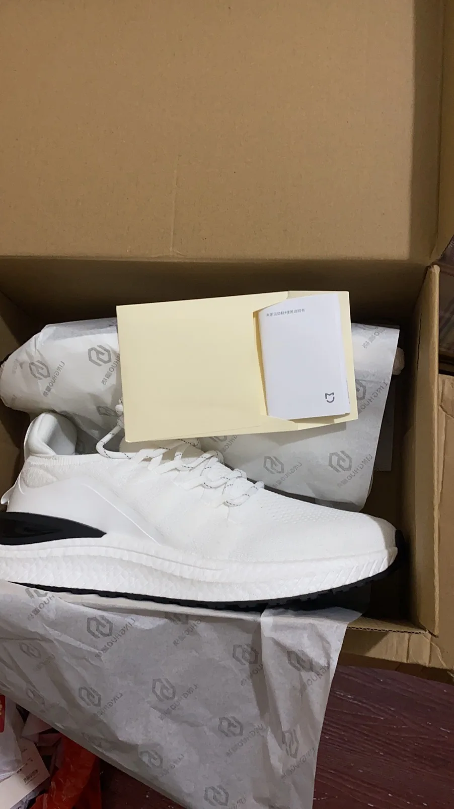 

NEW 2020 Xiaomi Mijia Shoes 4 Men Running Sport Sneakers FREE FORCE Midsole Rubber Outsole Overall Machine Washable Mi Shoes