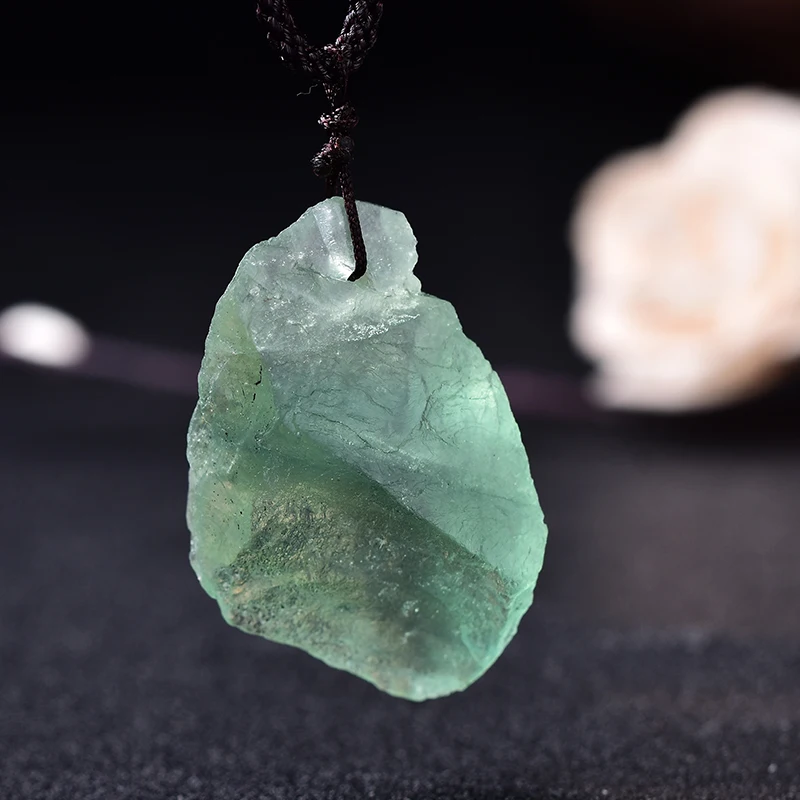 аквамарин натуральный камень. аквамарин поделочный камень. аквамарин цвет камня. аквамарин камень огранка. аквамарин камень.