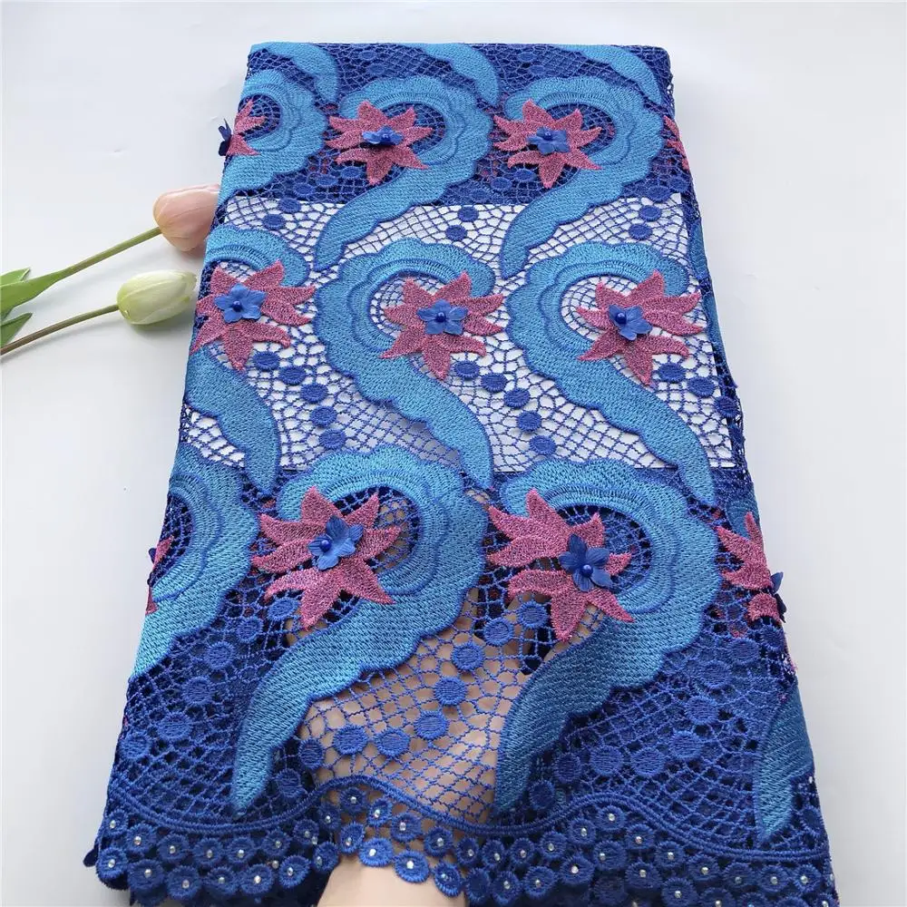

2020 Latest African Cord Lace Fabric White, Wholesales Nigerian Guipure Lace Fabric Embroidery 3d Lace with Beads For Wedding