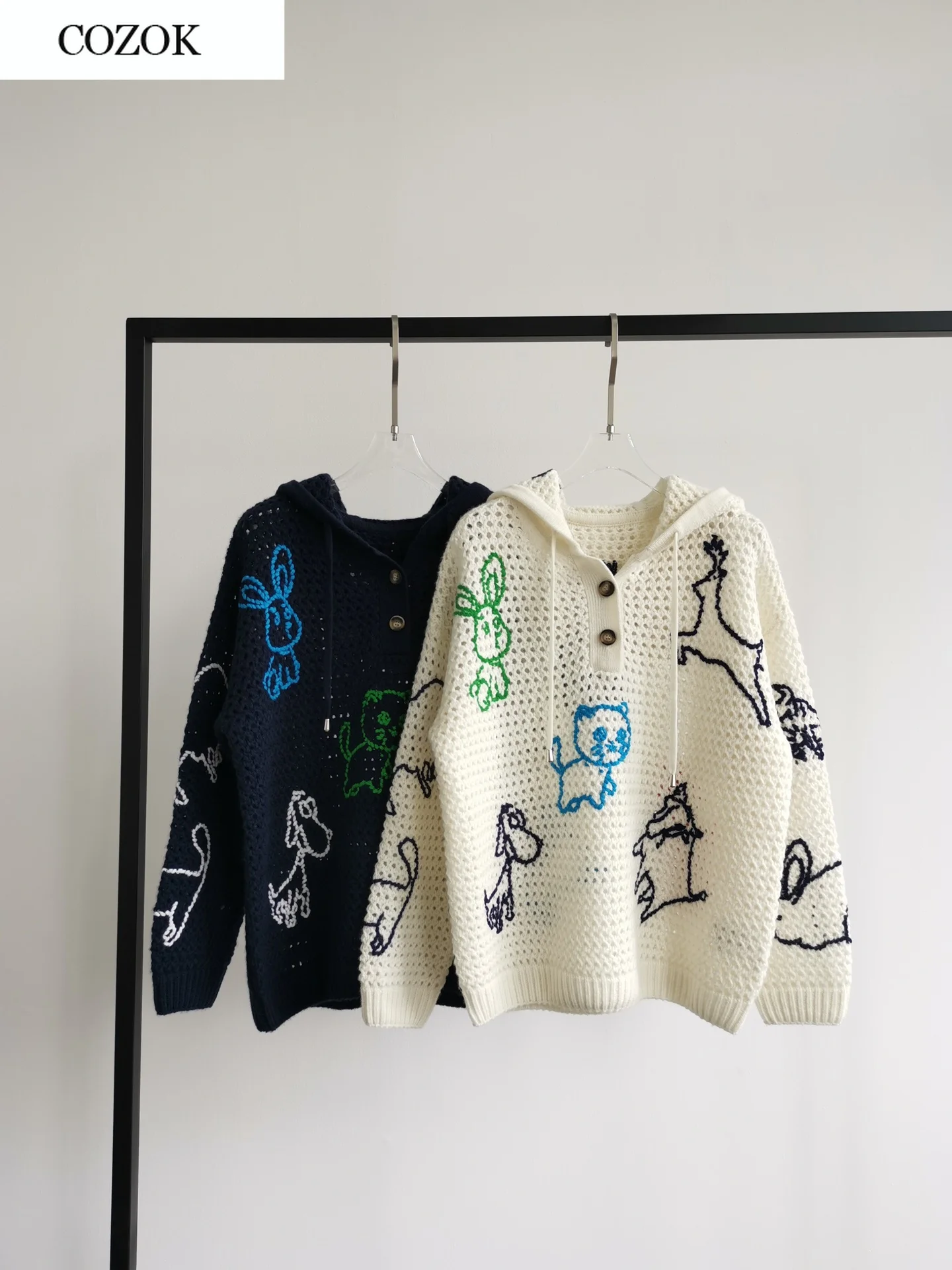 

2021 new women fashion long-sleeved sexy casual intarsia hooded cashmere sweater