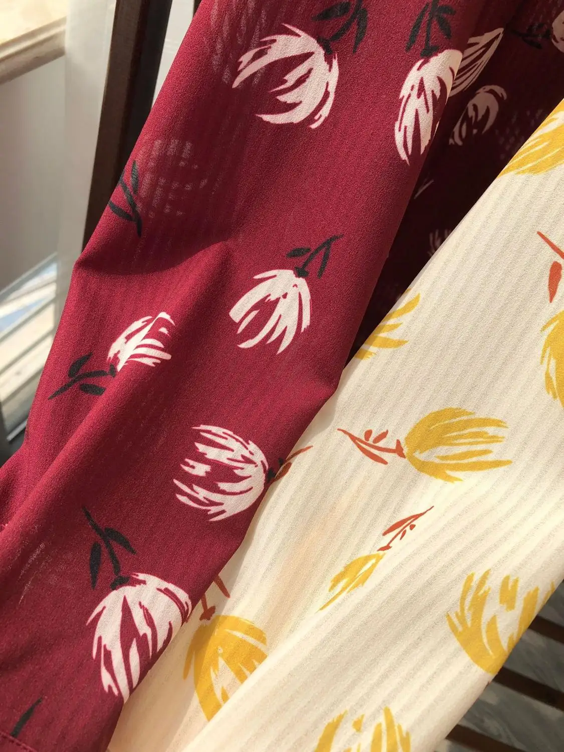 

New Early Auntumn Women's shirt Tulip floral printted beauty stripes long-sleeved lady blouses and tops with buttons