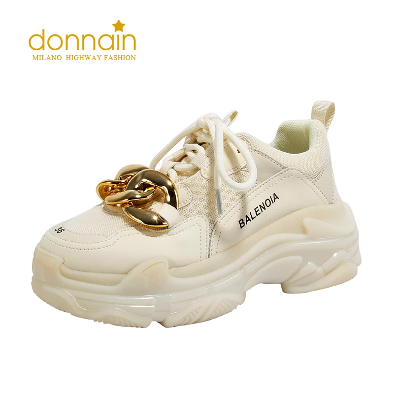 

2022 модные дизайнерские корейские Бежевые кроссовки на мягкой платформе с металлическим украшением, роскошные повседневные кроссовки для б...