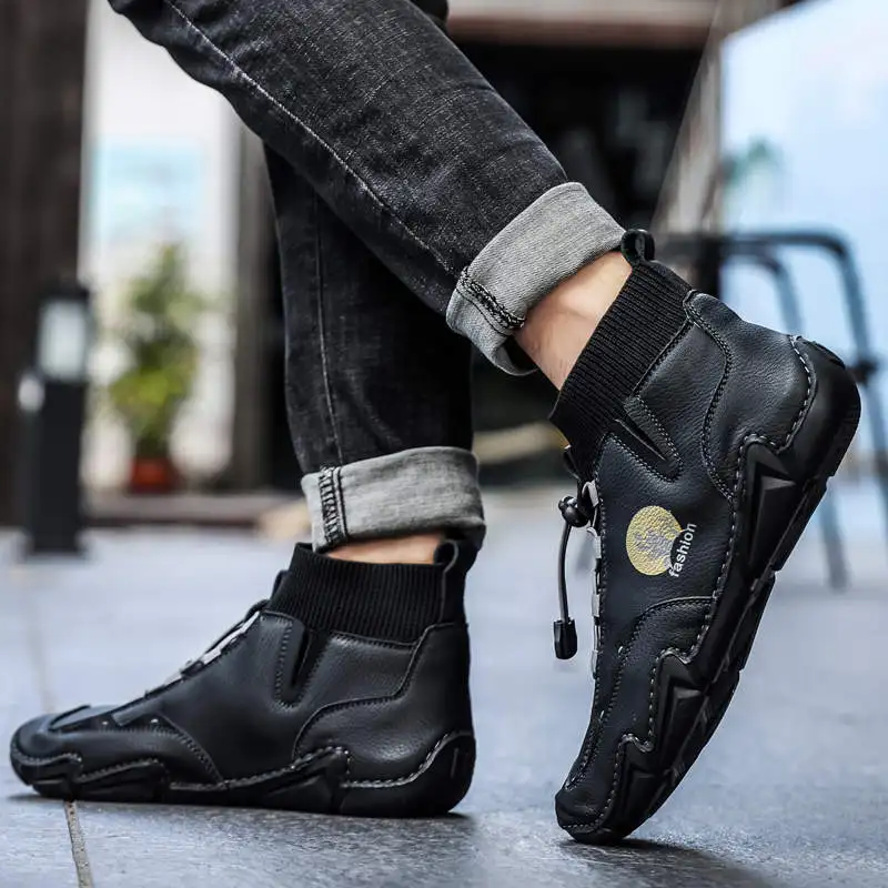 

2021 Men Sport Shoes Outdoor High-Cut Male Sneaker Slip on Leather Sports Man Shoes Wild Slip Resistant Mens Running Shoes 51D