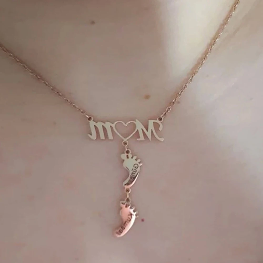 

Fils Custom Necklace-Dainty Carved Name Baby Footprint MOM Necklace-Mother Gift-Necklace for Women-Personalized Custom Jewellery