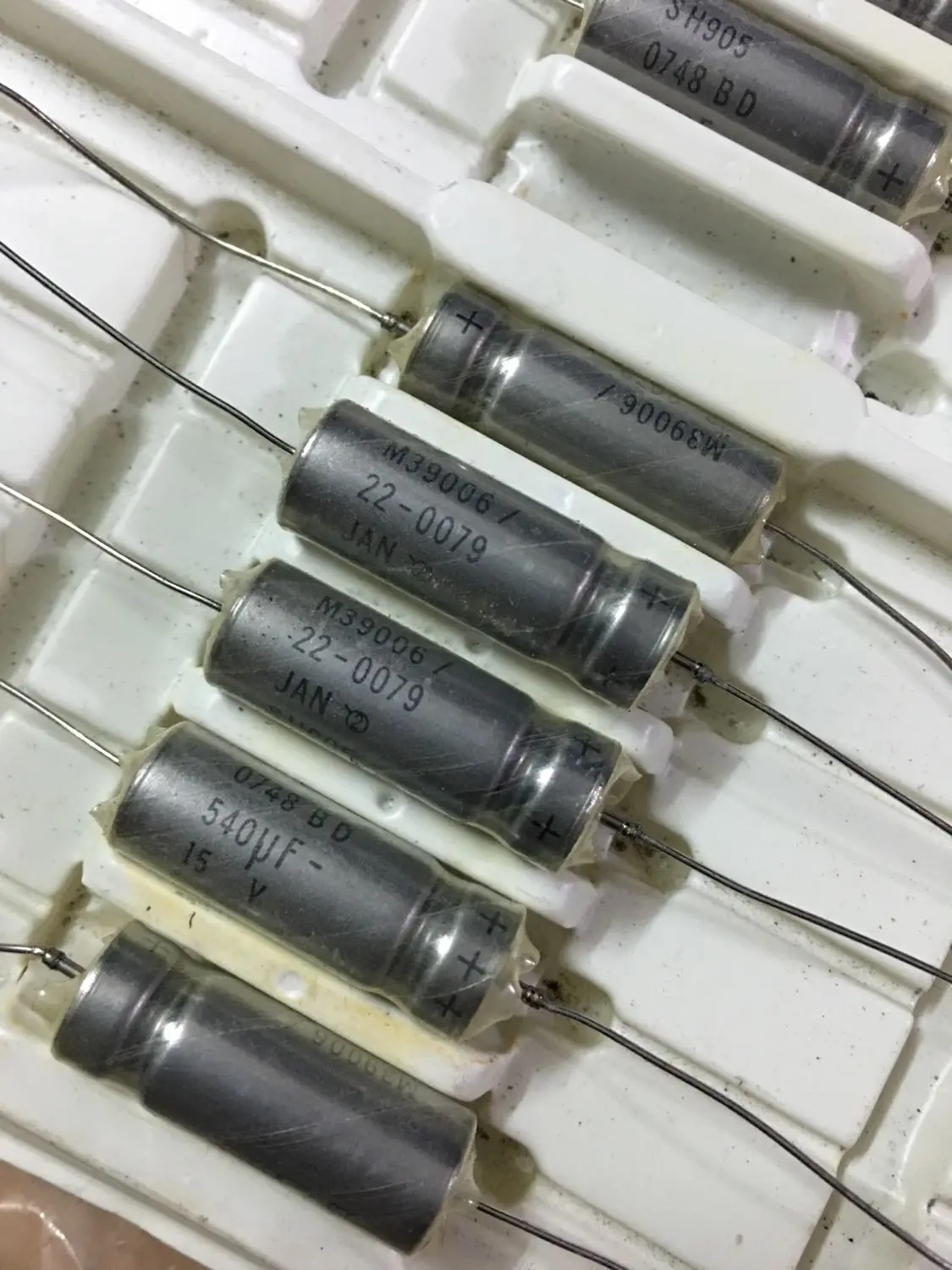 Конденсатор SPRAGUE Axial Silver 2 шт./10 шт. M39006 15V540UF поколение 16v470UF январь 470 г. Бесплатная