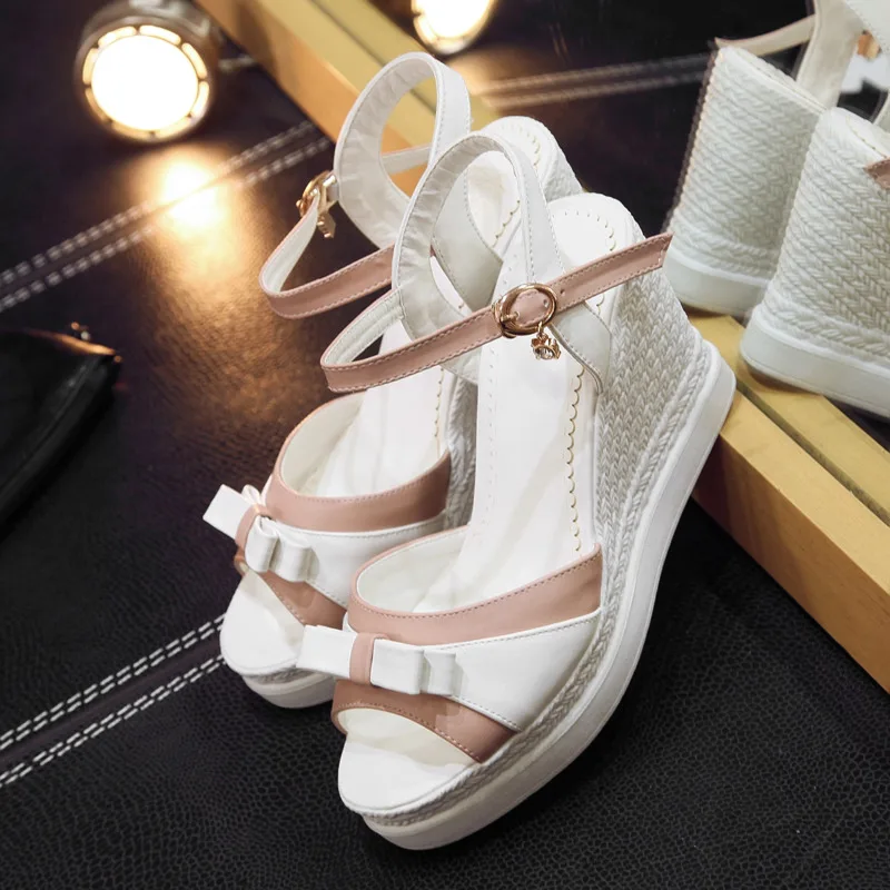 

2021 Summer New Wedges Sandals For Women Fashion Buckle Strap Butterfly-knot Designer Sandales Female High Heels Woman Shoes