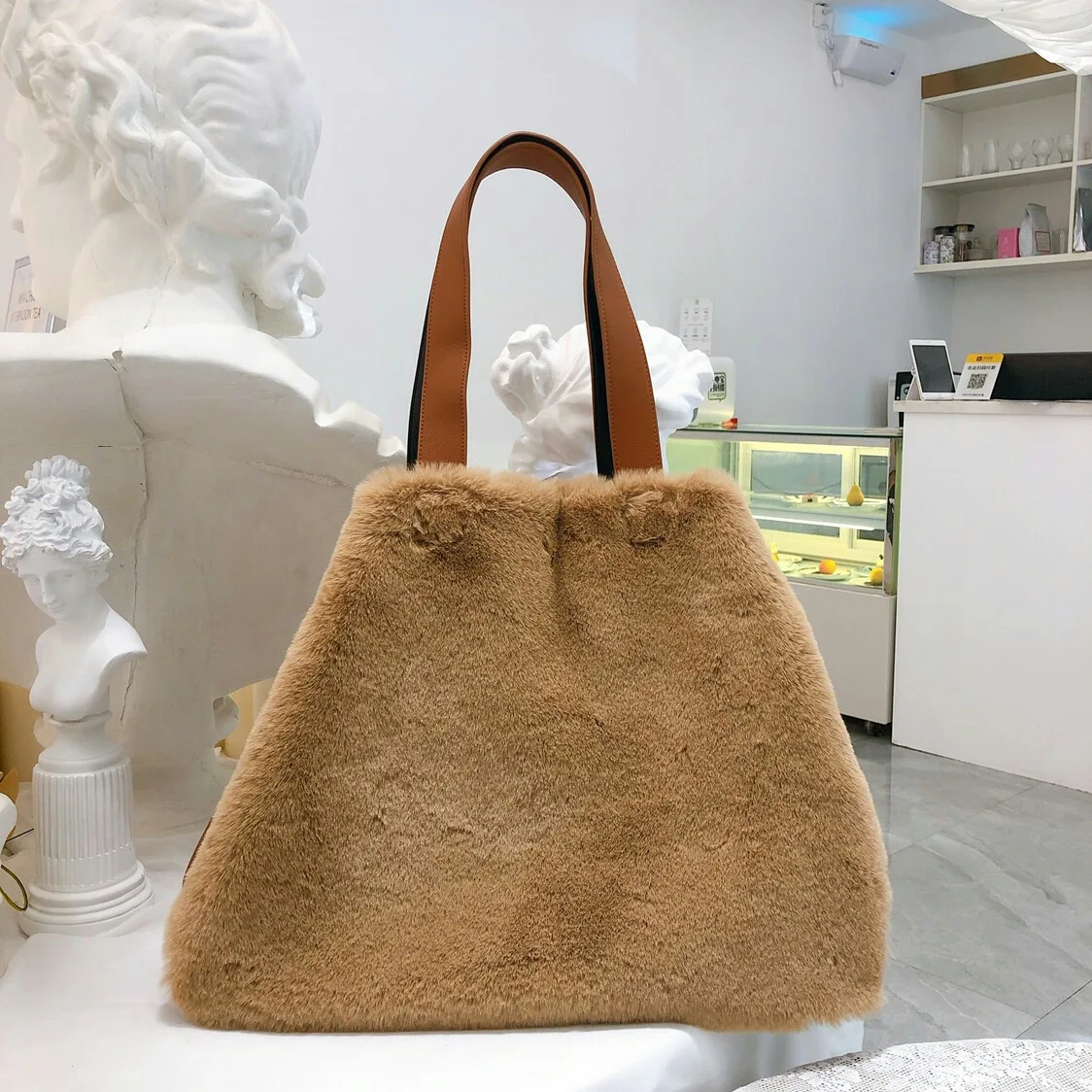 Хаки Женские меховые сумки из кроличьей шерсти Bolsa для женщин, зимняя Сумочка, Большая вместительная сумка через плечо, женская сумка с ручкой сверху - Цвет: Хаки
