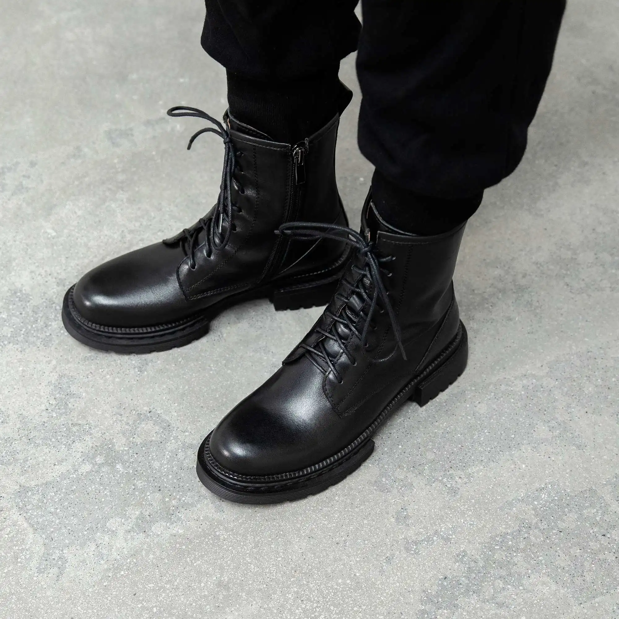 

Krazing pot short boots genuine leather high quality coolest punk round toe thick med heel zipper energy maiden ankle boots L26