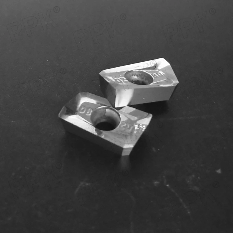 

10PCS CNC turning tools a box of ten blades / APKT1135-G2 NK50