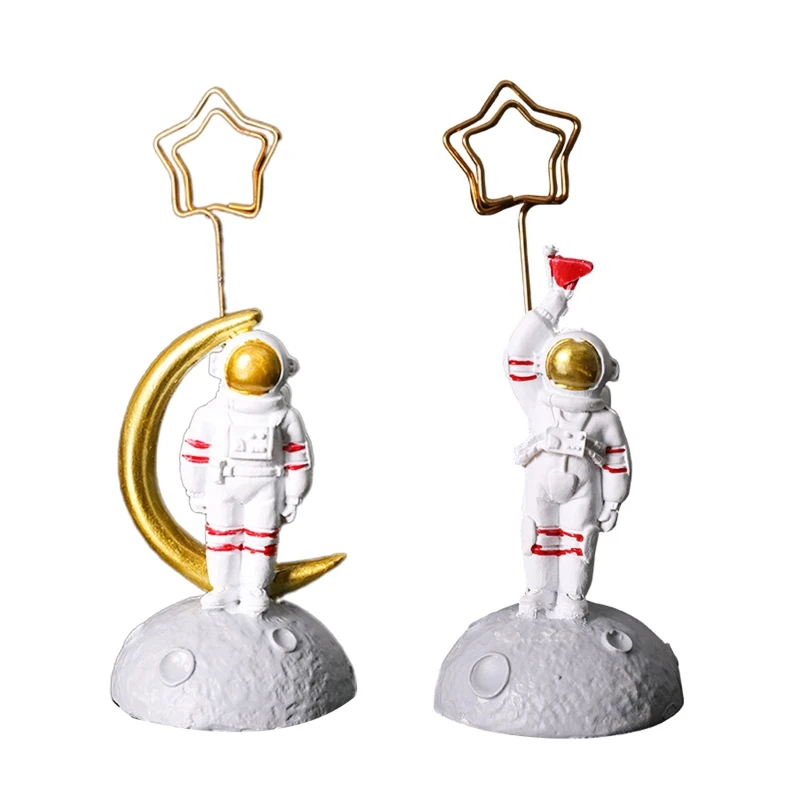 

L21D 3D Cartoon Card Photo Holder Astronaut Figurine Table Number Memo Note Stand Holder for Office Home Desktop Decorative